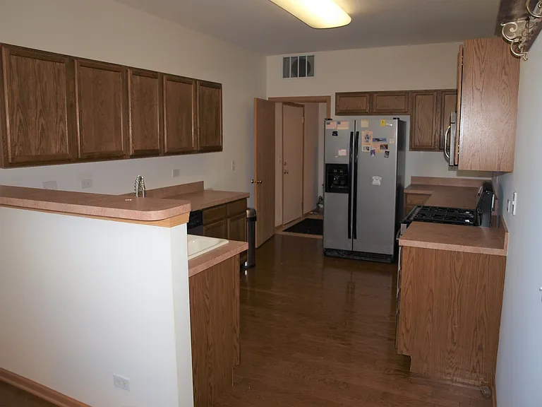 Gallery view 4 of 13128 W Sheffield Ln, Beach Park, IL, 60083