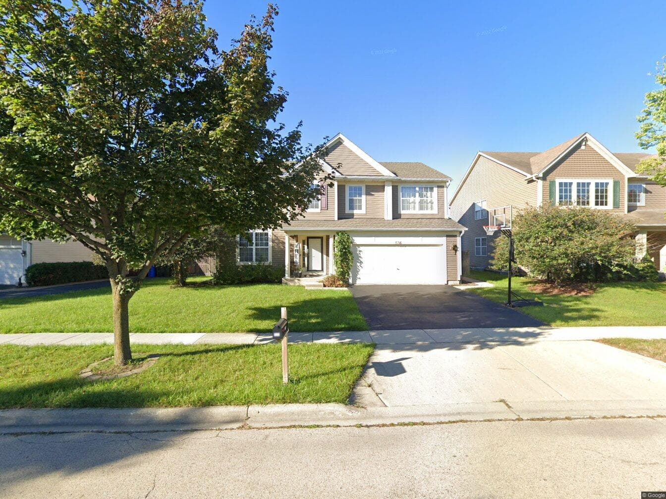 Exterior of 536 S Collins St, South Elgin, IL, 60177
