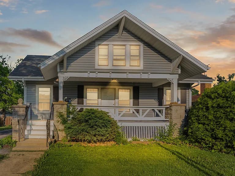 Exterior of 193 May St, Bensenville, IL 60106