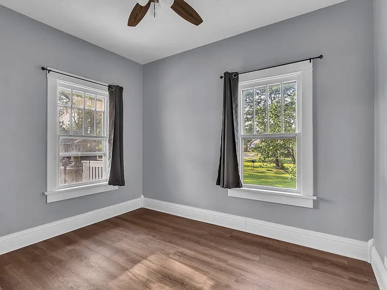 Gallery view 21 of 193 May St, Bensenville, IL 60106