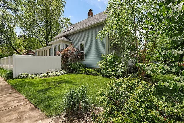 1495 Oakwood Ave property image
