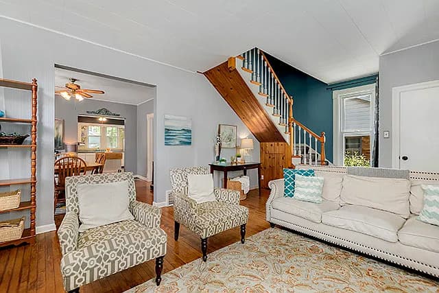 1495 Oakwood Ave property image