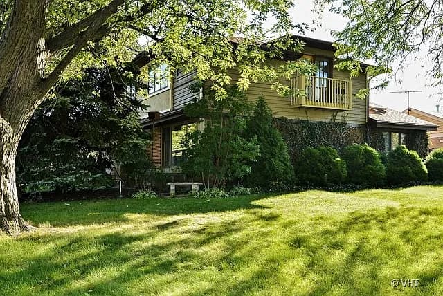 6812 N Kenneth Ave property image
