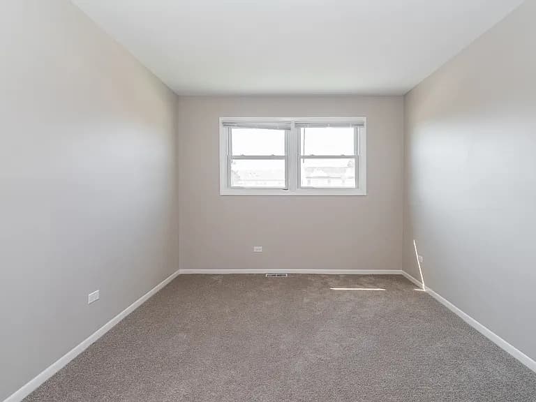 16503 Oxford Dr property image