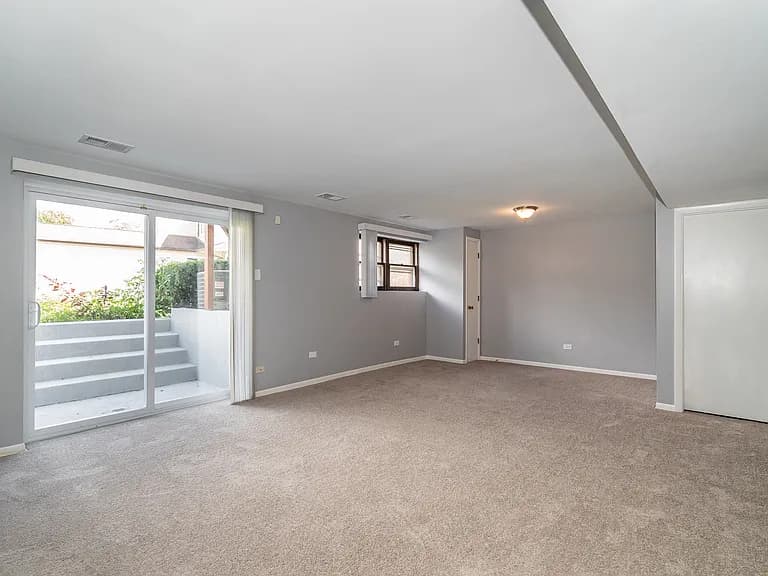 16503 Oxford Dr property image