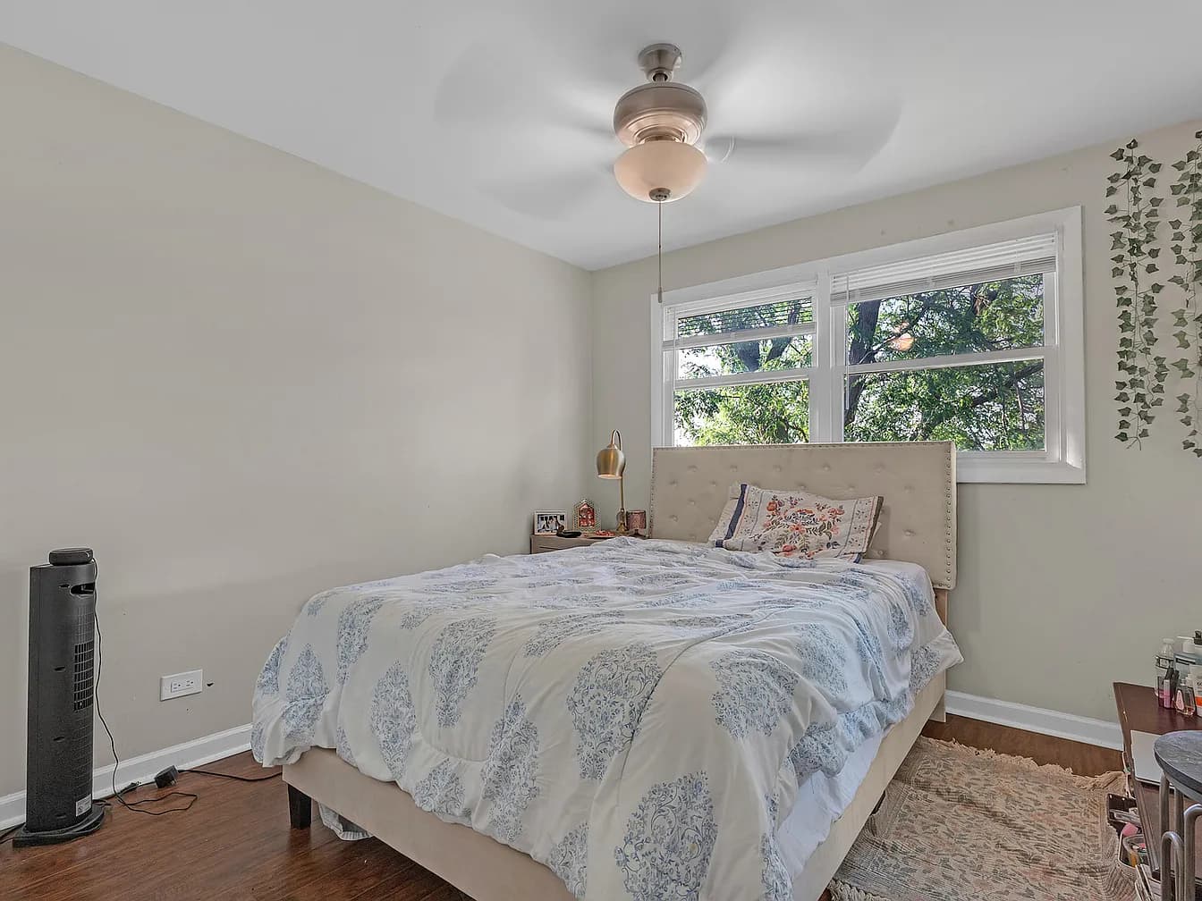 1916 Cheltenham Place property