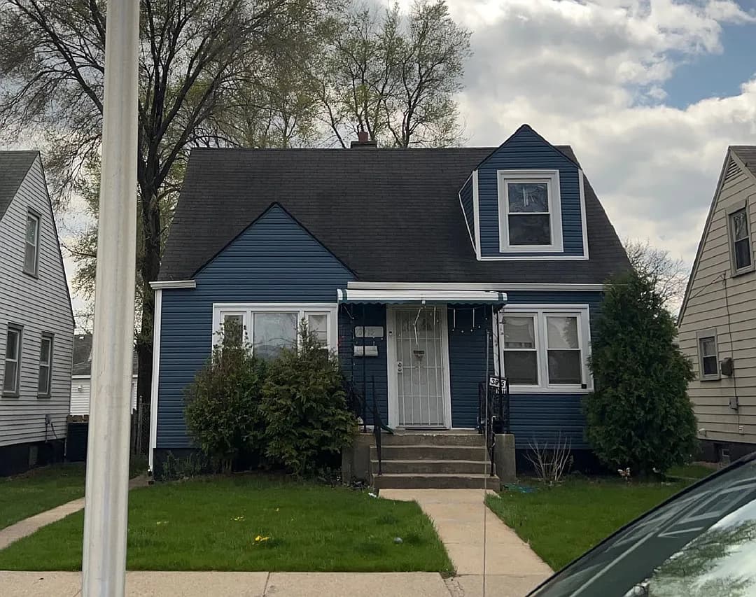 3915 W 85th St property image