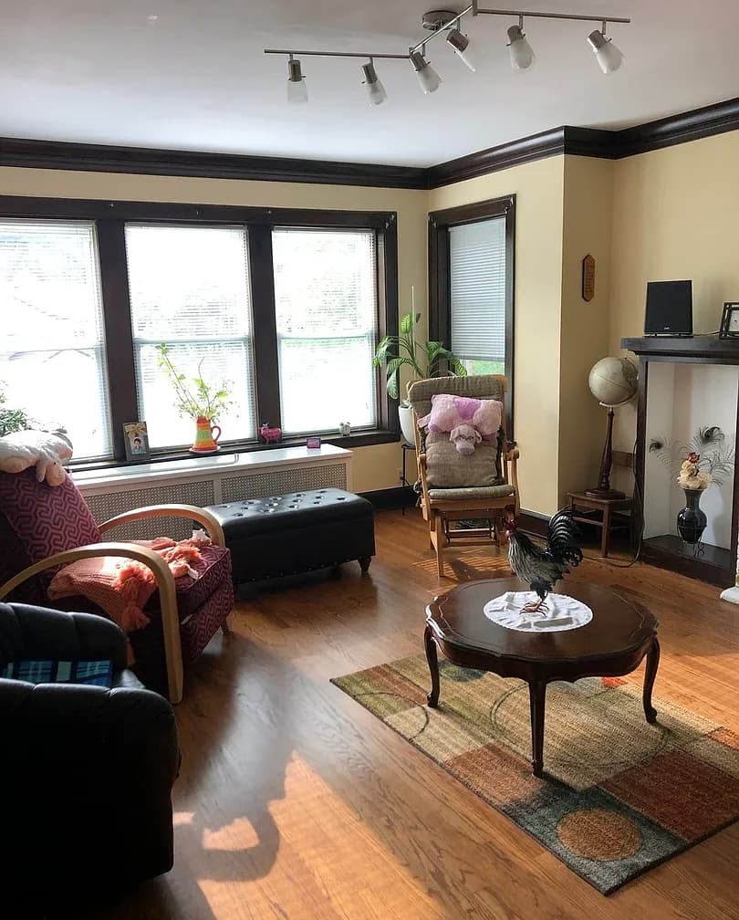 5759 N Bernard Street property